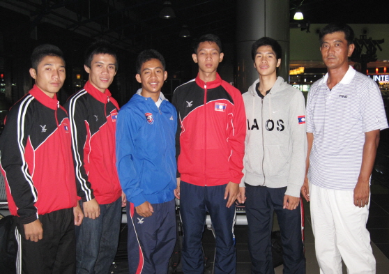 경주 국제태권도대회에 참가하는 라오스 국가대표 진정우 감독과 5명의 선수들