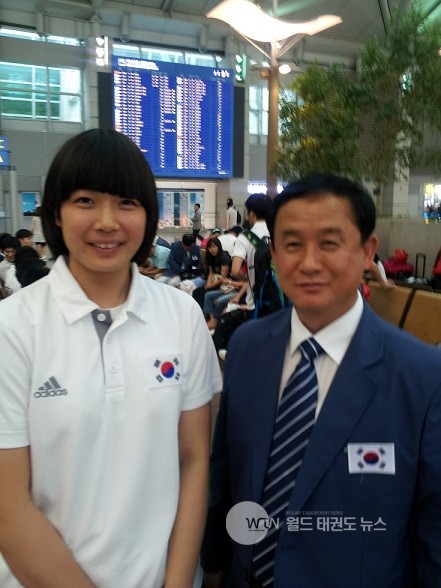         7회 아시아주니어선수권 국가대표 이진주 장두원 코치
