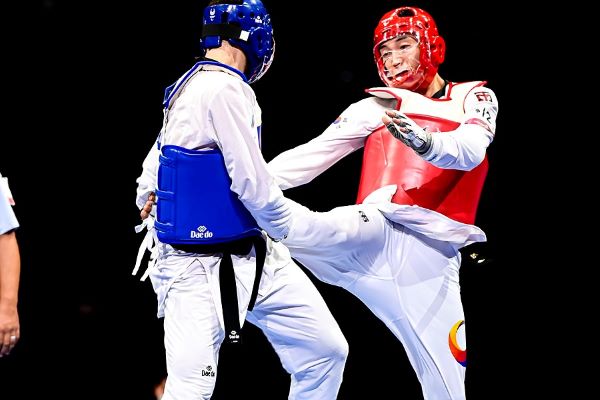 ▲ 도쿄 패럴림픽 남자 -75kg 동메달 결정전에서 주정훈(오른쪽)
